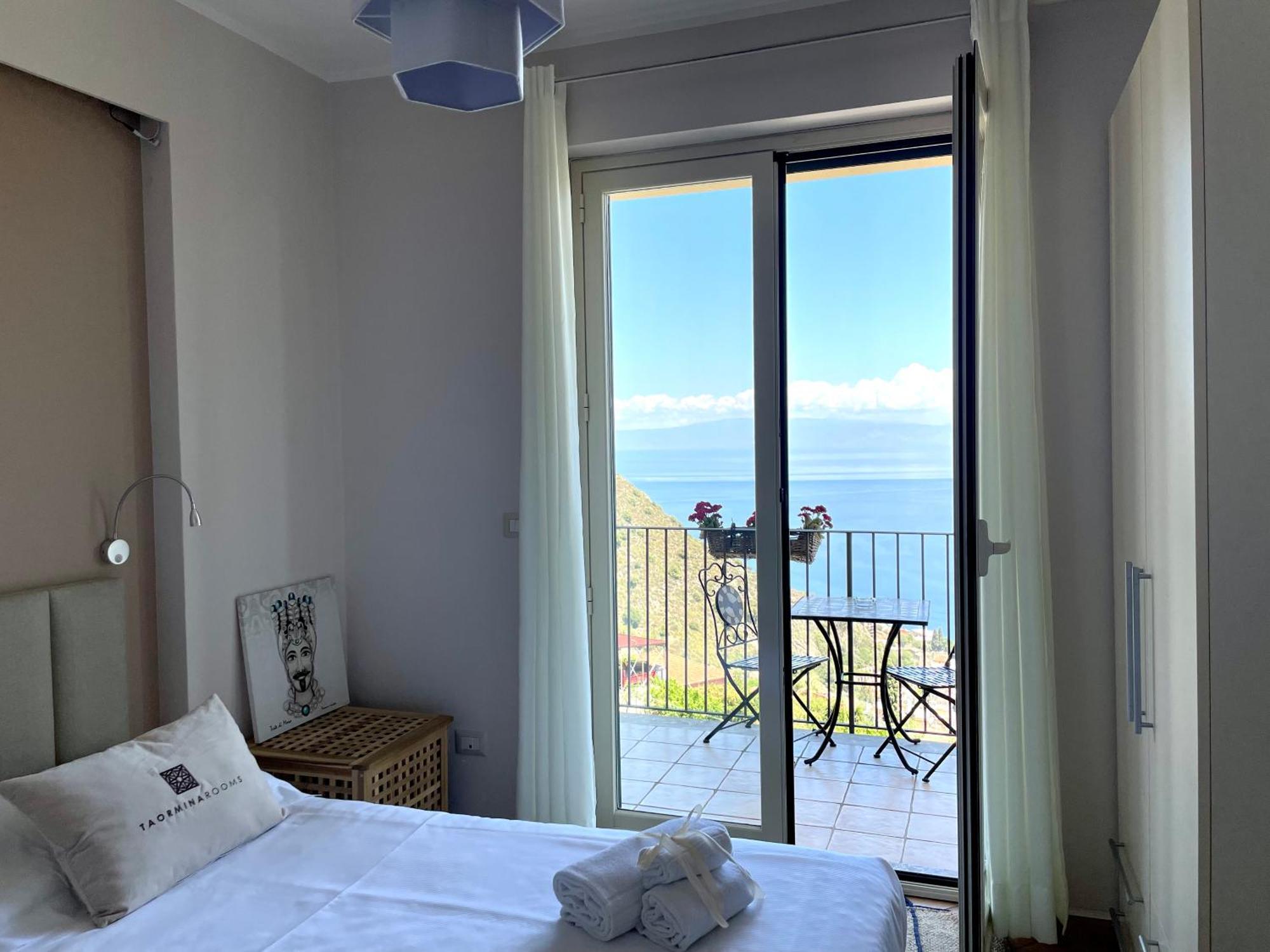 Taormina Rooms Luxury Panoramic Apartments טאורמינה מראה חיצוני תמונה
