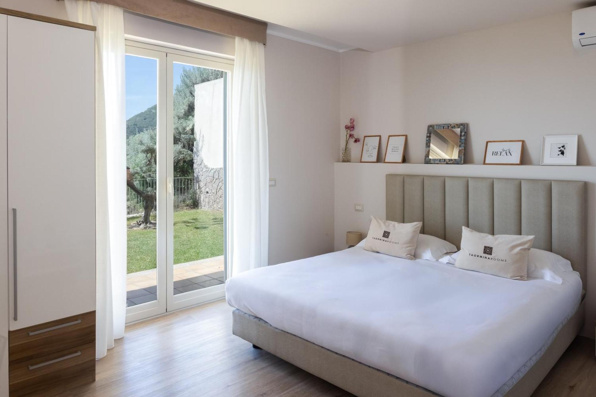 Villa Da Vinci Luxury Panoramic Apartments - Taormina Rooms Collection מראה חיצוני תמונה