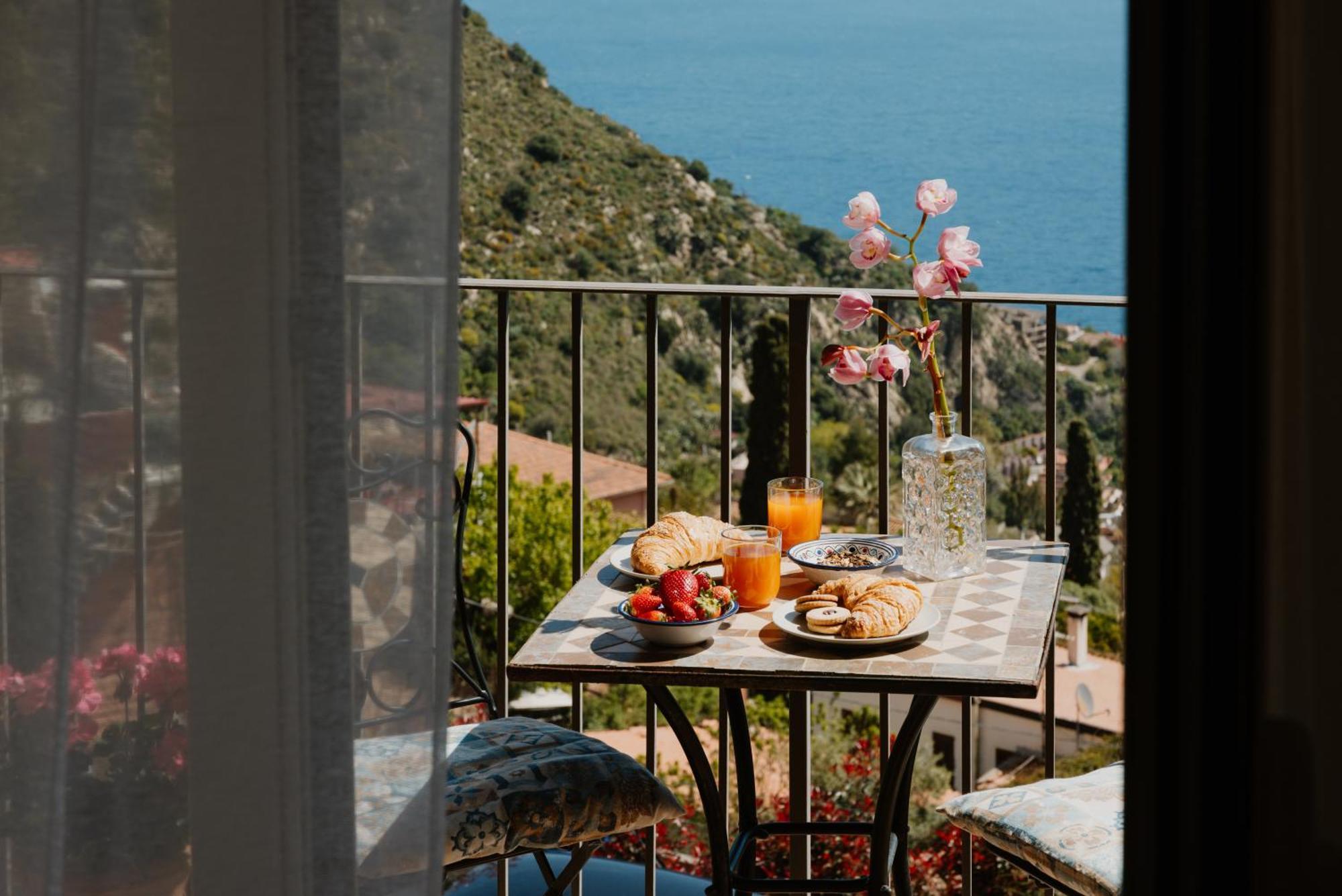 Villa Da Vinci Luxury Panoramic Apartments - Taormina Rooms Collection מראה חיצוני תמונה