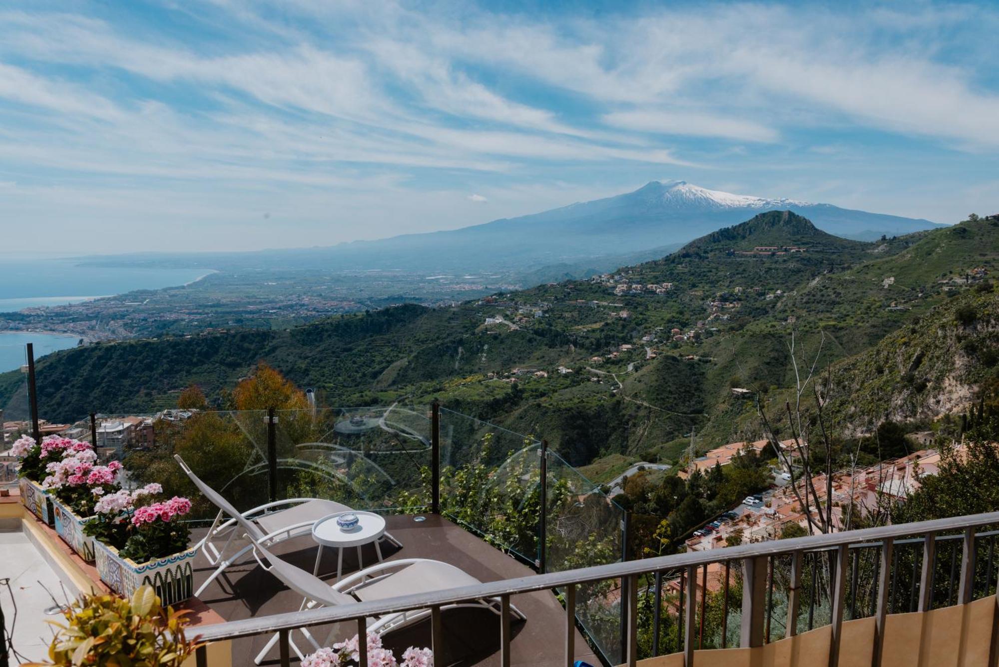 Villa Da Vinci Luxury Panoramic Apartments - Taormina Rooms Collection מראה חיצוני תמונה