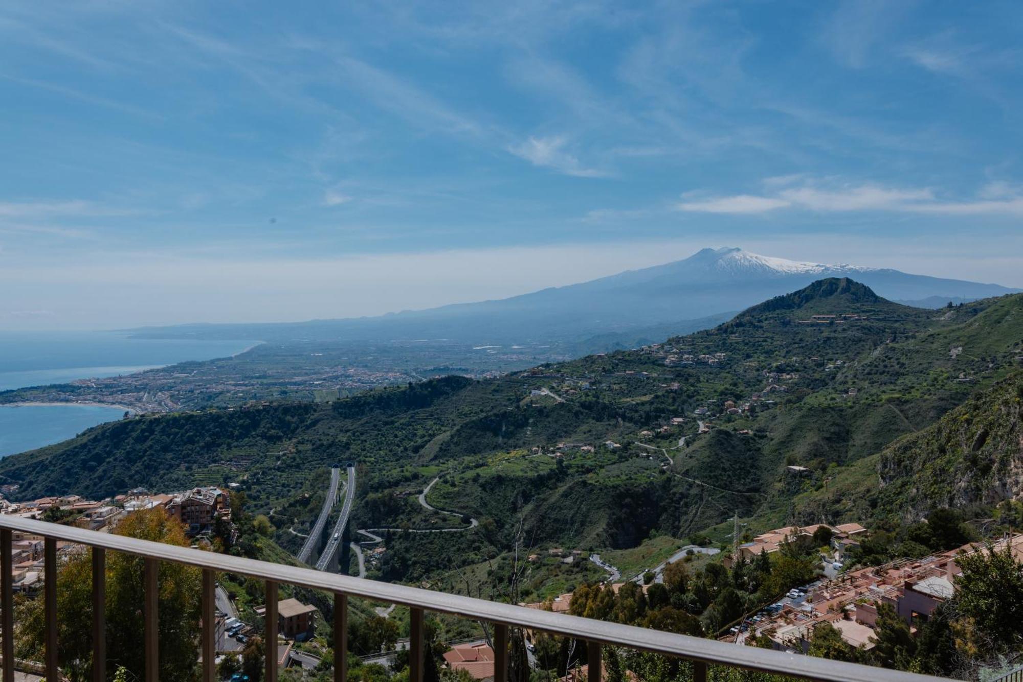 Villa Da Vinci Luxury Panoramic Apartments - Taormina Rooms Collection מראה חיצוני תמונה