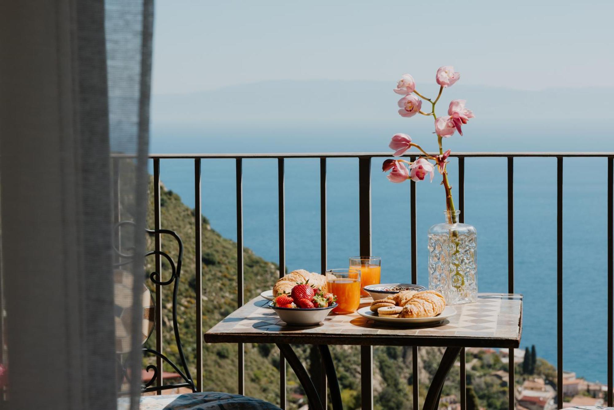 Villa Da Vinci Luxury Panoramic Apartments - Taormina Rooms Collection מראה חיצוני תמונה