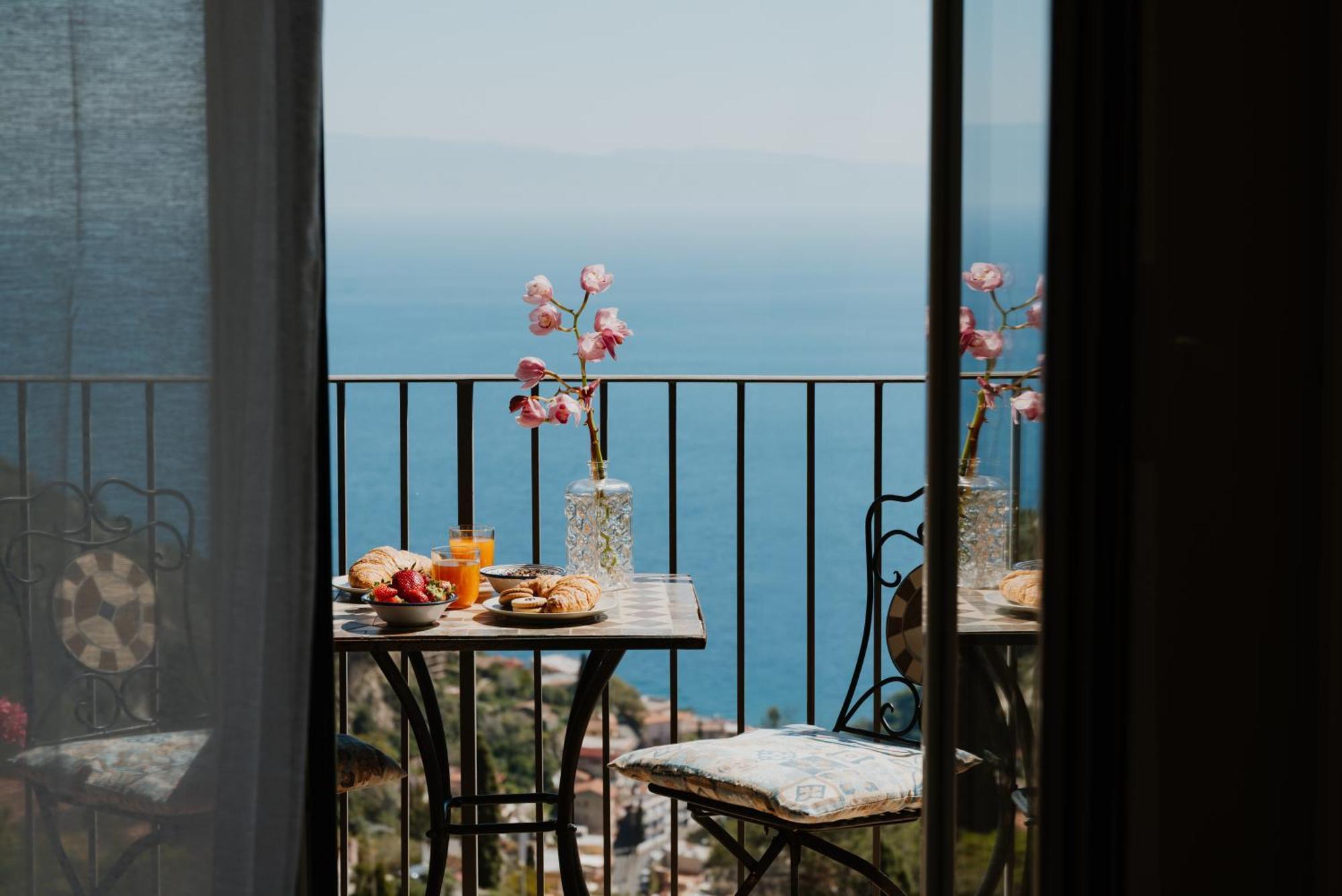 Villa Da Vinci Luxury Panoramic Apartments - Taormina Rooms Collection מראה חיצוני תמונה